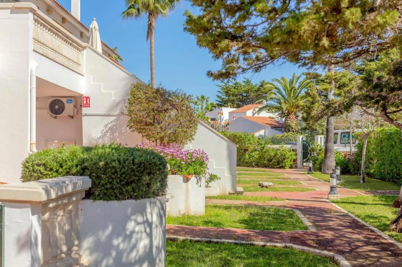 Bonito Apartamento Con Terraza, Jardin Y Piscina Cala en Bosc Exterior photo