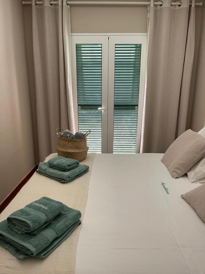 Bonito Apartamento Con Terraza, Jardin Y Piscina Cala en Bosc Exterior photo
