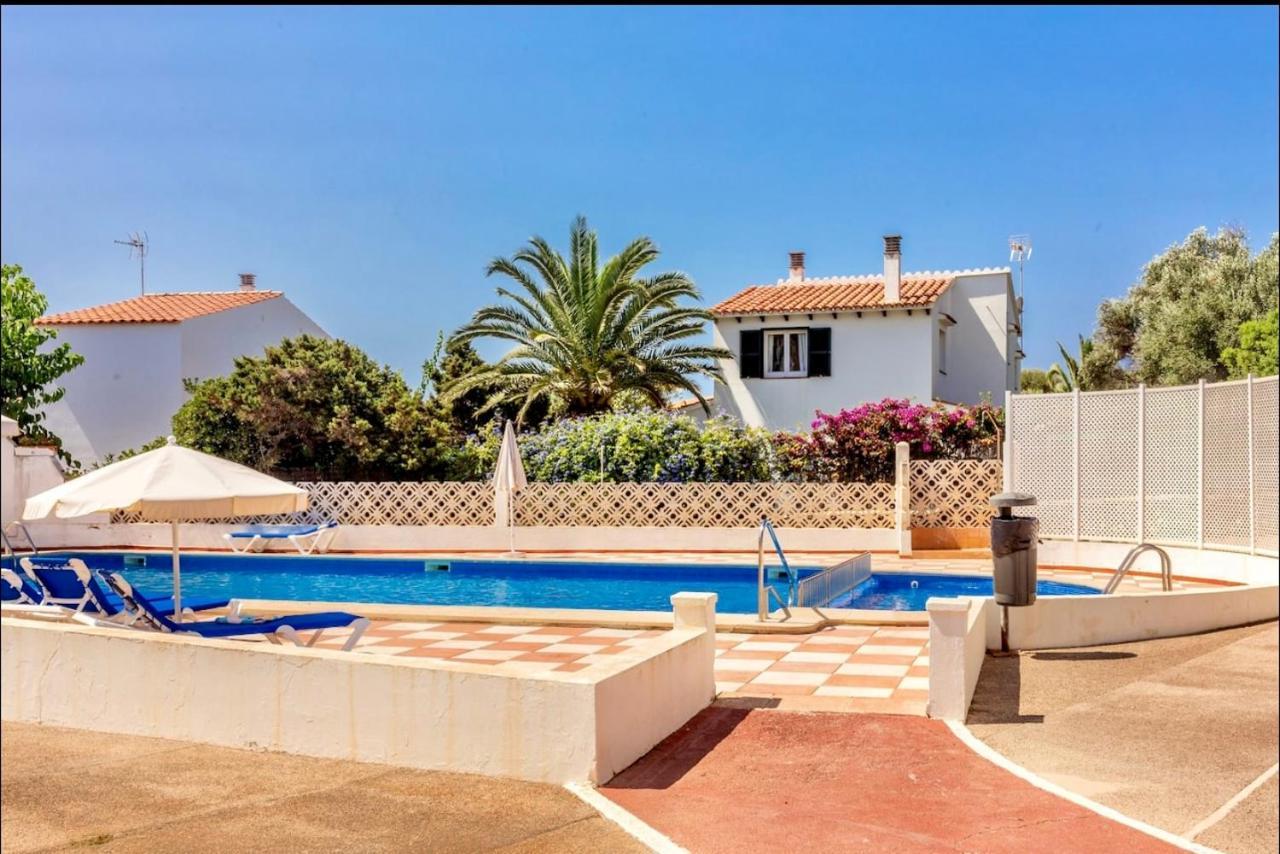 Bonito Apartamento Con Terraza, Jardin Y Piscina Cala en Bosc Exterior photo