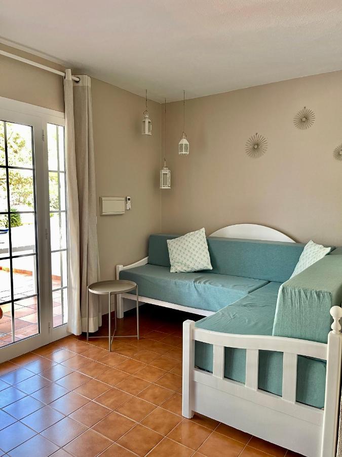 Bonito Apartamento Con Terraza, Jardin Y Piscina Cala en Bosc Exterior photo