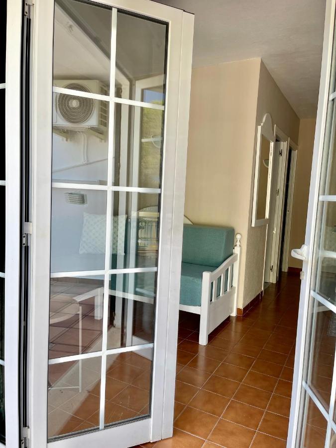 Bonito Apartamento Con Terraza, Jardin Y Piscina Cala en Bosc Exterior photo
